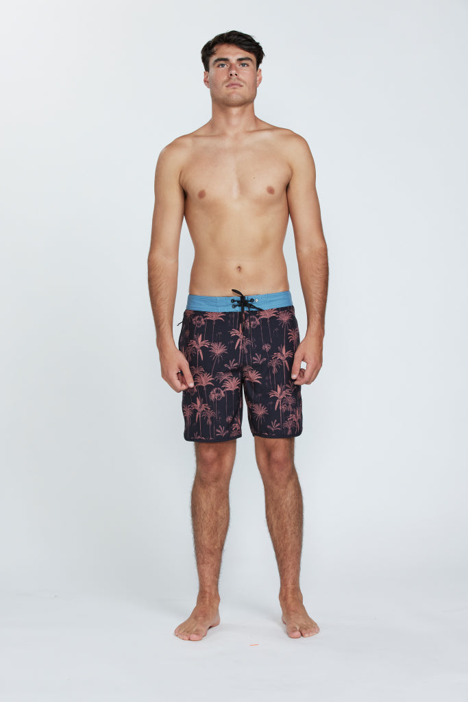 JUNGLE 83 FIT 18 BOARDSHORT