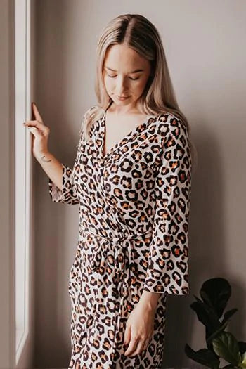 OiOi Mama Robe - Natural Leopard