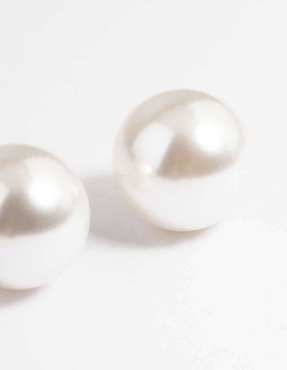 Plastic Giant Pearl Stud Earrings