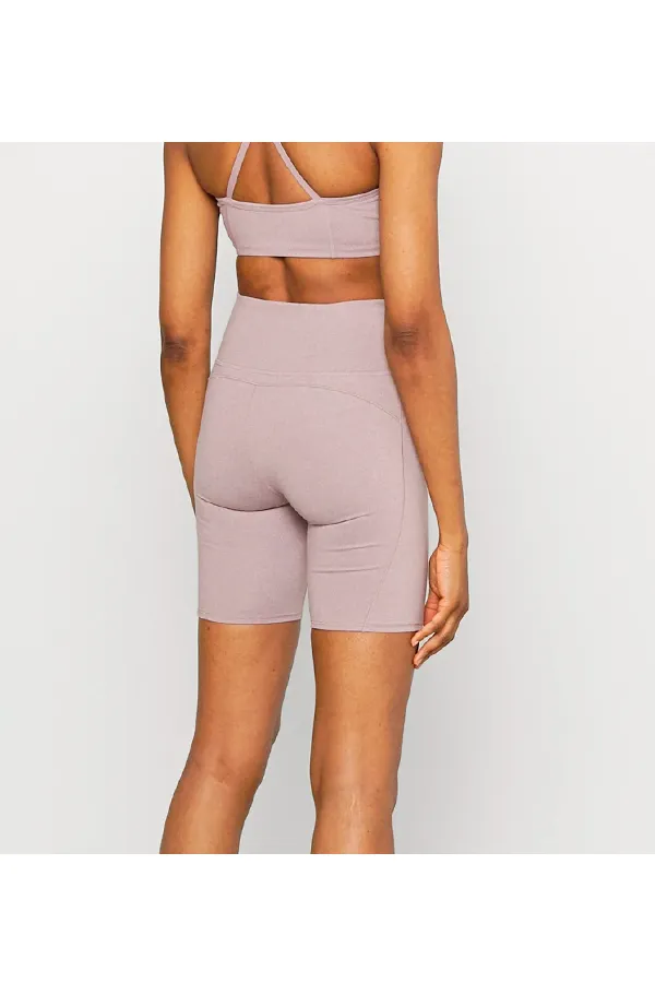 PUMA Women Studio Shorts Foundation