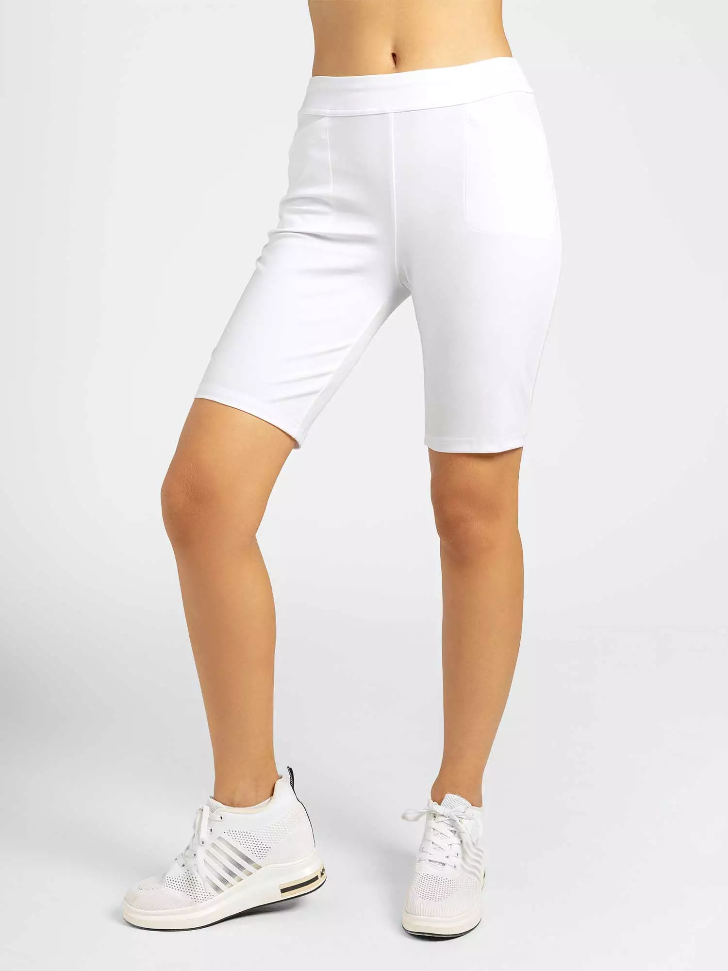 Women's Classic 9 Slender Short - White